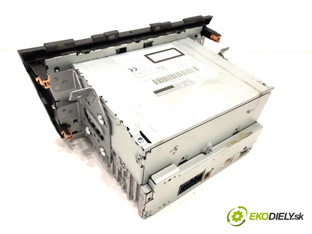 SUZUKI SWIFT IV liftback 2010 69 kW 1.2 (AZH 412) 1242 RADIO 39101-68L00 (Audio zariadenie)