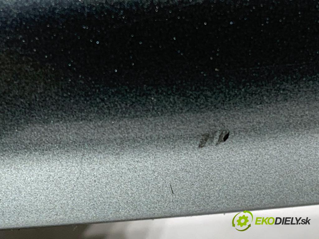 SUZUKI SWIFT IV liftback 2010 69 kW 1.2 (AZH 412) 1242 Kľučka vonkajšia ľavy predný