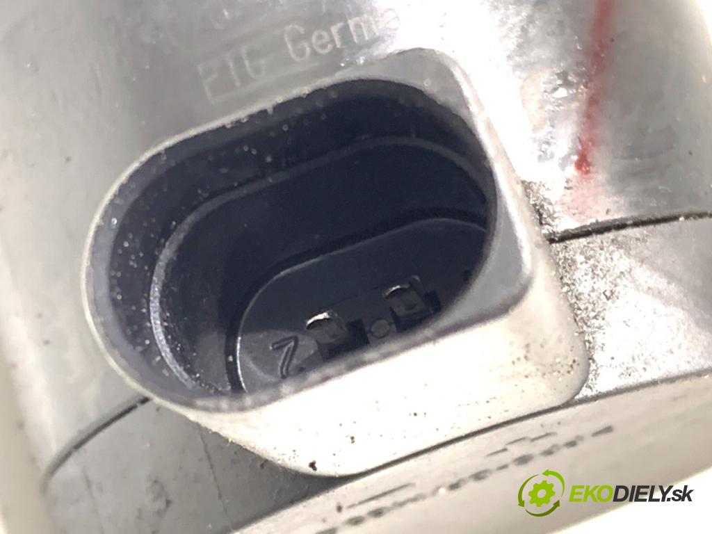 VW PASSAT CC B6 coupe 2009 118 kW 1.8 TSI 1798 DALŠÍ: Pumpa vody 1K0965561J (Vodná pumpa)