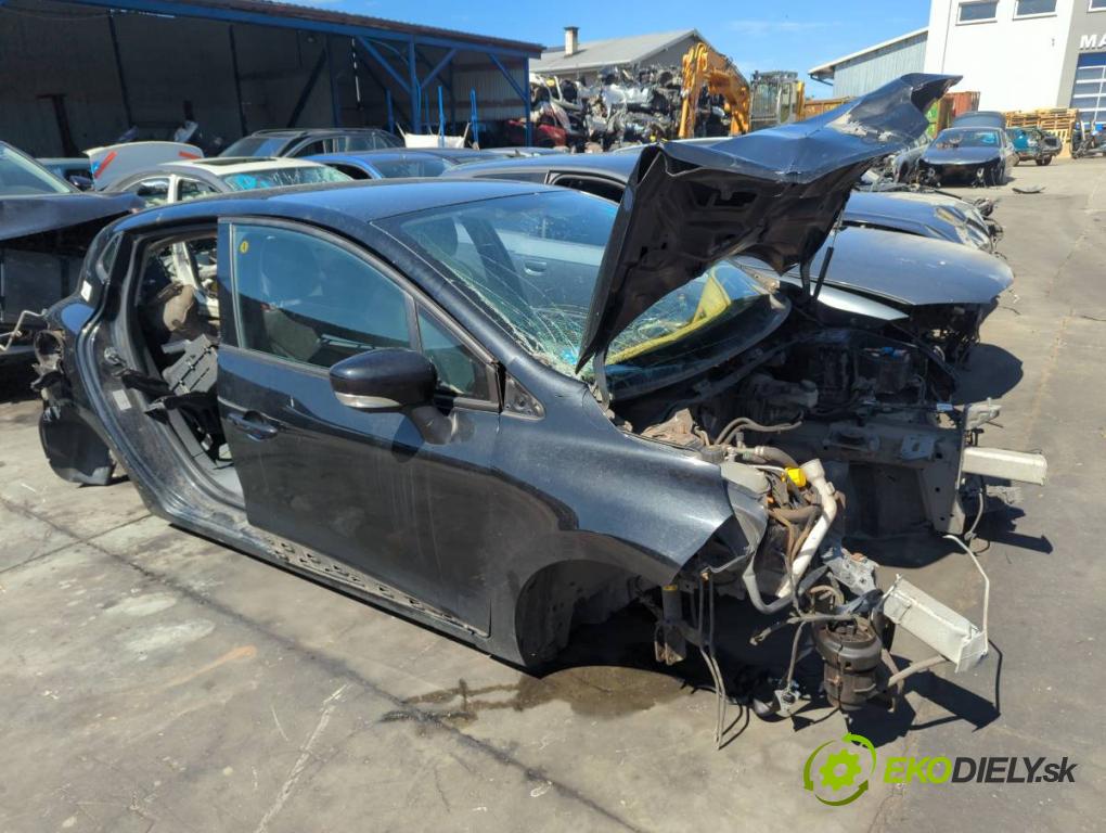 RENAULT CLIO IV liftback 2015 55 kW 1.5 dCi 75 1461 KAROSERIA ČTVRŤÁK blatník zadní část levý pravý práh střecha PODŁUŻNICA levý pravý 