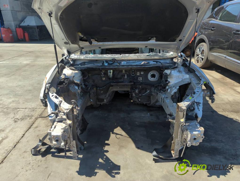 TOYOTA CAMRY sedan 2022 131 kW 2.5 Hybrid (AXVH71_) 2487 KAROSERIA ČTVRŤÁK blatník zadní část levý pravý práh střecha PODŁUŻNICA levý pravý