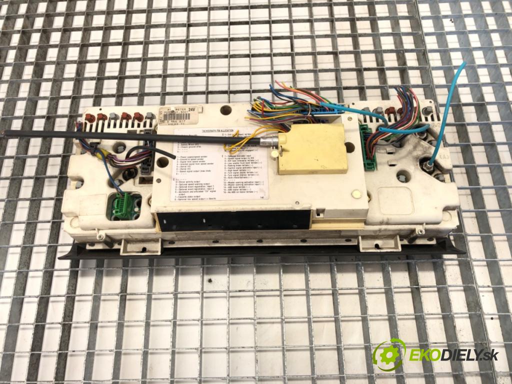 VOLVO FH12 Platforma / podwozie 1997 279 kW FH 12/380 279 kW [379 KM] olej napędowy 1993 - 2005 12132 Prístrojovka 1078785 (Prístrojová doska)