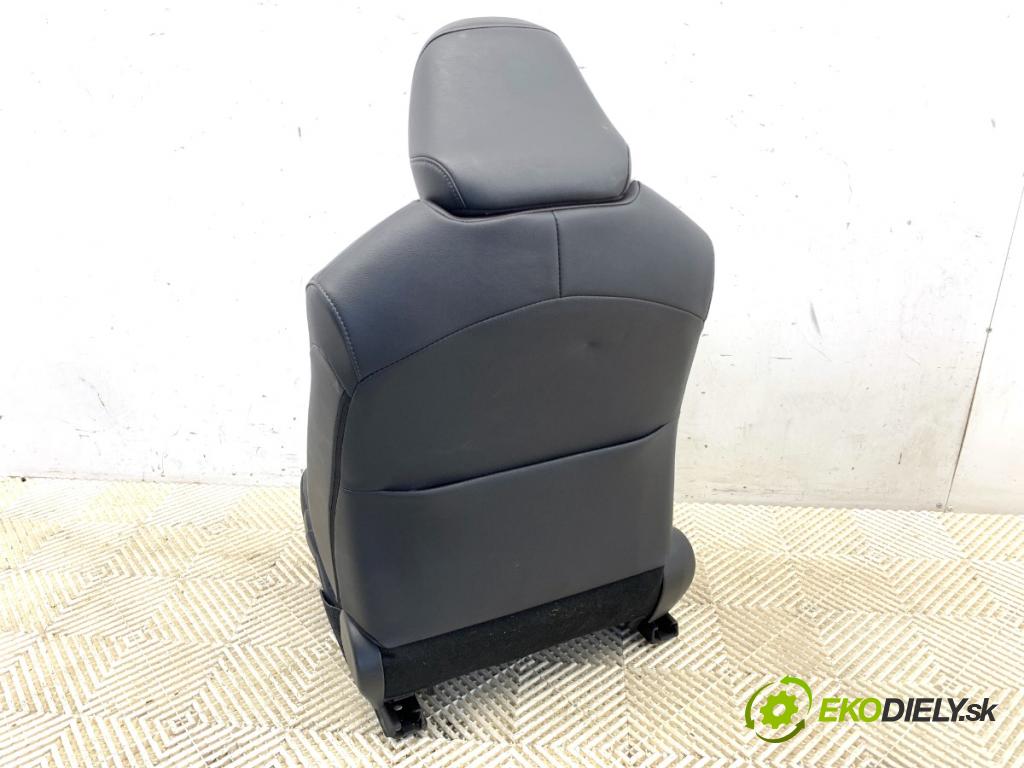TOYOTA CAMRY sedan 2022 131 kW 2.5 Hybrid (AXVH71_) 2487 Sedadlo pravy predný