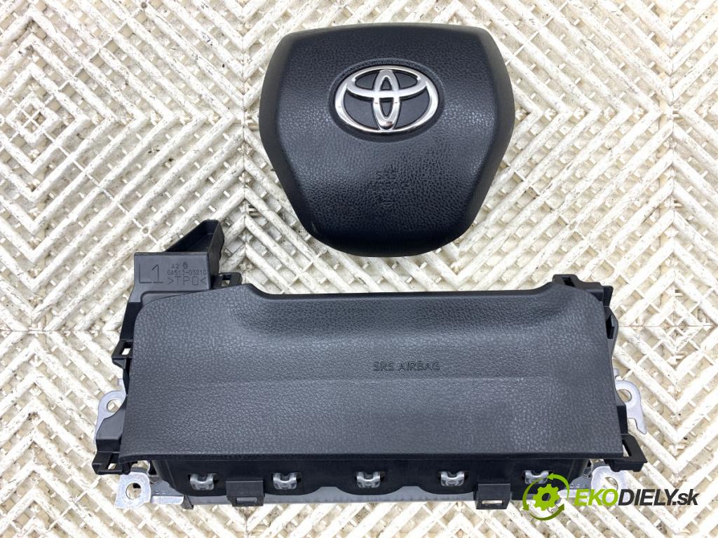 TOYOTA CAMRY sedan 2022 131 kW 2.5 Hybrid (AXVH71_) 2487 Palubná doska silentbloku pasy