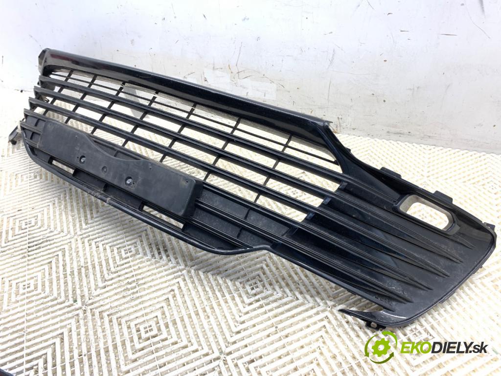 TOYOTA CAMRY sedan 2022 131 kW 2.5 Hybrid (AXVH71_) 2487 mří nárazníka přední část střední 5311333120