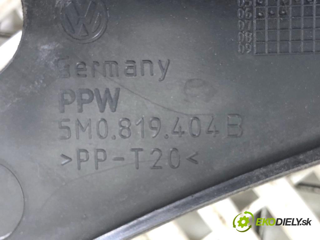 VW GOLF PLUS V liftback 2006 77 kW 1.9 TDI 1896 Torpédo, plast pod čelné okno 5M0819404B (Torpédo (plast pod čelným sklom))