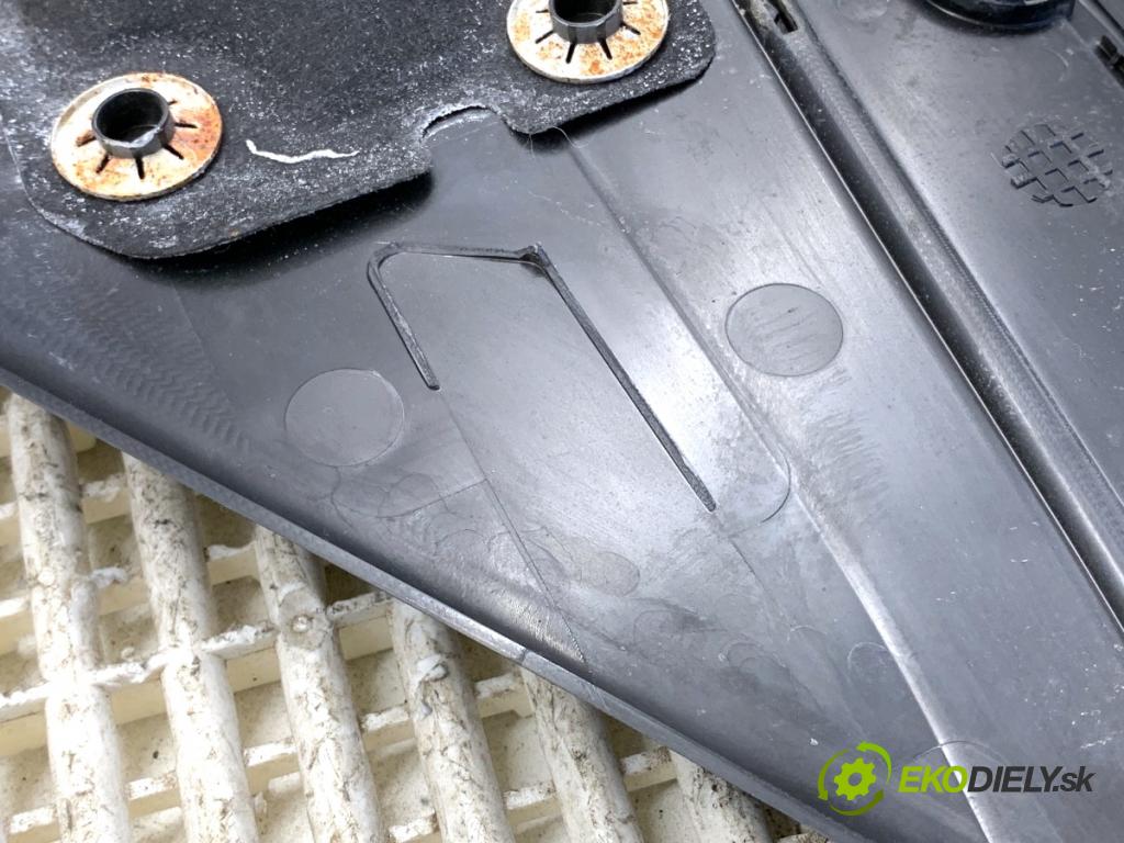 BMW F20 liftback 2012 100 kW 116 i 1598 torpédo plast pod čelní okno 7240672 (Torpéda)