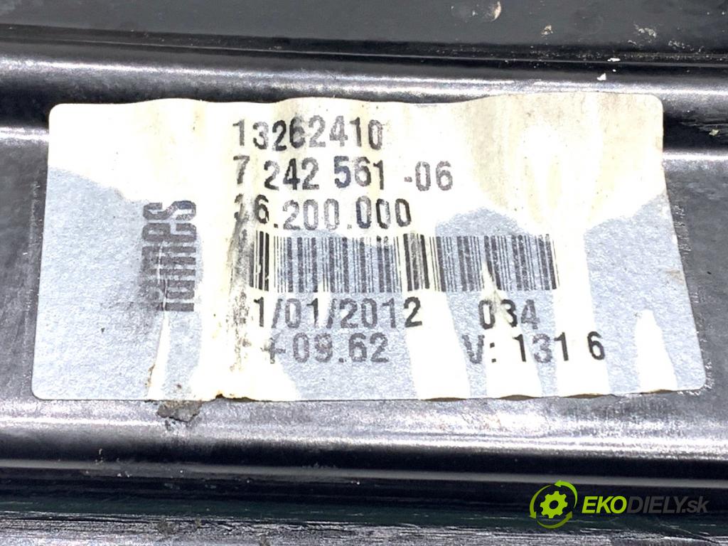 BMW F20 liftback 2012 100 kW 116 i 1598 mechanismus okna levý přední část 7242561 13262410