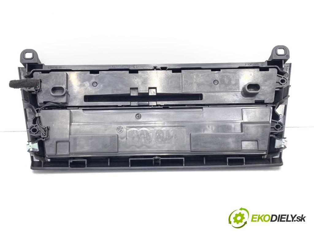 BMW F20 liftback 2012 100 kW 116 i 1598 Panel ovládania kúrenia 9207197 (Prepínacie páčky pod volantom)