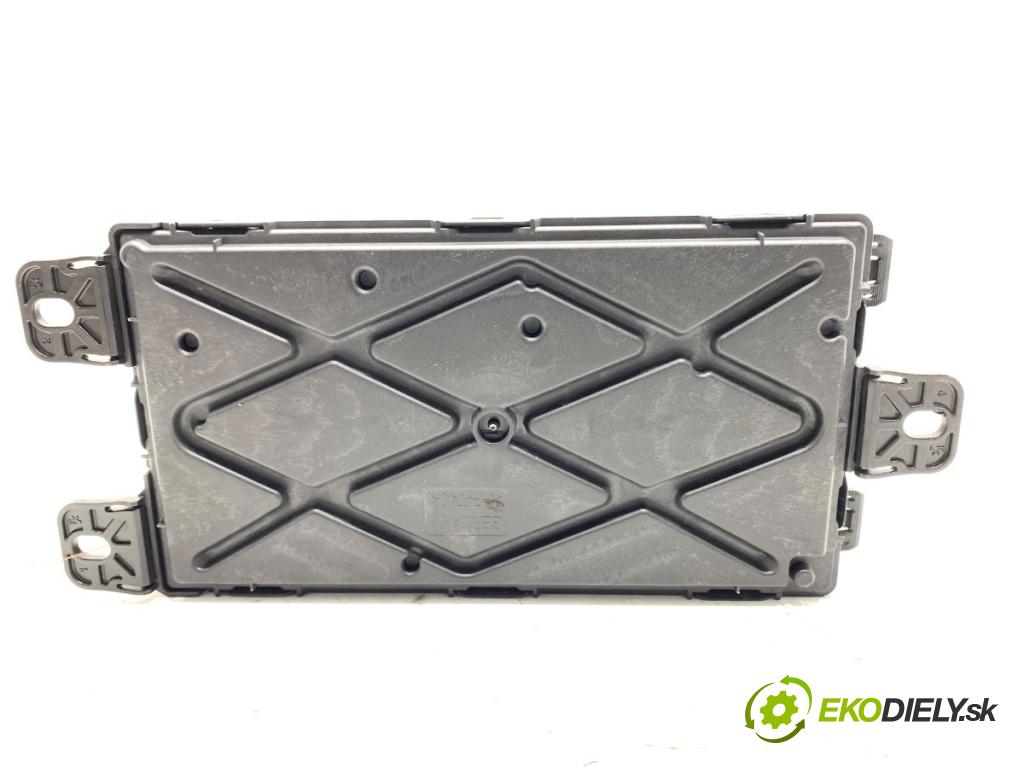 BMW F20 liftback 2012 100 kW 116 i 1598 Modul komfortu 9279822 (Modul komfortu)
