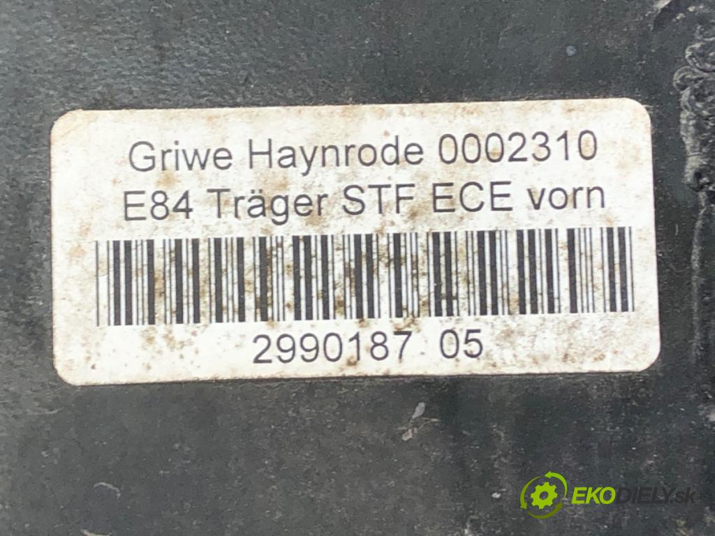 BMW E84 SUV 2013 135 kW xDrive 20 d 1995 výztuha nárazníka přední část  (Výztuhy přední)