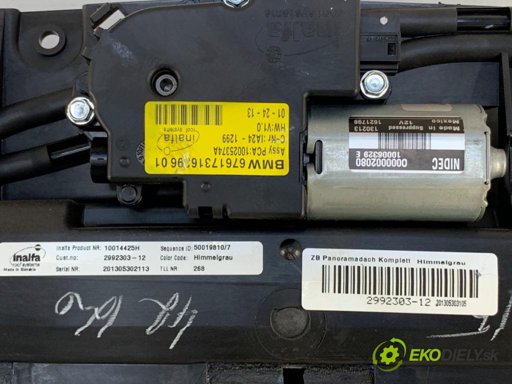 BMW E84 SUV 2013 135 kW xDrive 20 d 1995 střešní okno 2992303 (Okna karoserie)