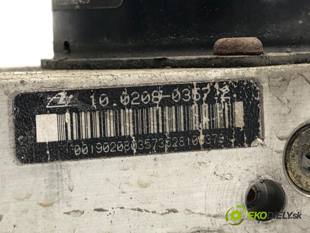 VW NEW BEETLE liftback 1999 66 kW 1.9 TDI 1896 Pumpa ABS 1J0907379S (Pumpa ABS)