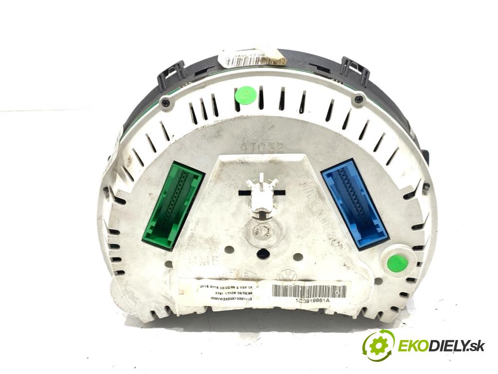 VW NEW BEETLE liftback 1999 66 kW 1.9 TDI 1896 Prístrojovka 1C0919861A (Prístrojová doska)