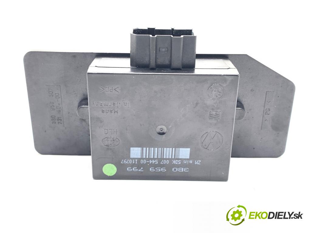 VW PASSAT B5 sedan 1997 81 kW 1.9 TDI 1896 Modul komfortu 3B0959799 (Modul komfortu)