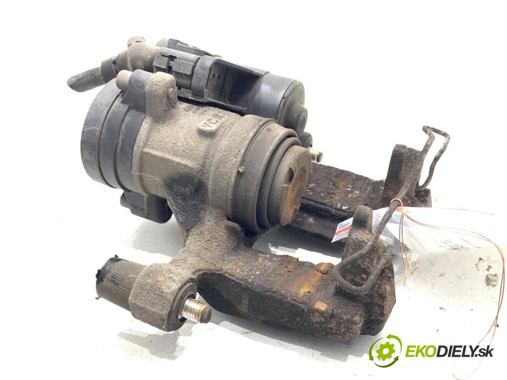 SKODA KODIAQ SUV 2021 147 kW 2.0 TDI 4x4 1968 Brzdič strmeň pravy zad 3Q0615406AG