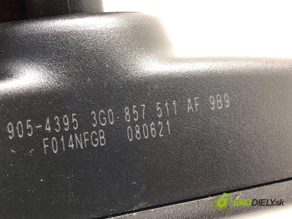 SKODA KODIAQ SUV 2021 147 kW 2.0 TDI 4x4 1968 zpětné zrcátko vnitřní 3G0857511AF (Světla vnitřní)