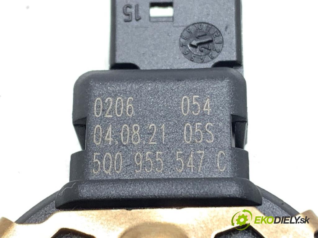 SKODA KODIAQ SUV 2021 147 kW 2.0 TDI 4x4 1968 Snímač dažďa 5Q0955547C (Snímač dažďa)