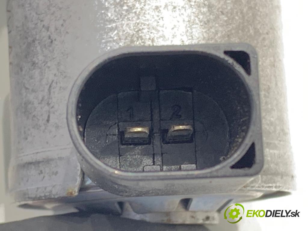 SKODA KODIAQ SUV 2021 147 kW 2.0 TDI 4x4 1968 Snímač tlaku paliva 04L130764E (Snímač)