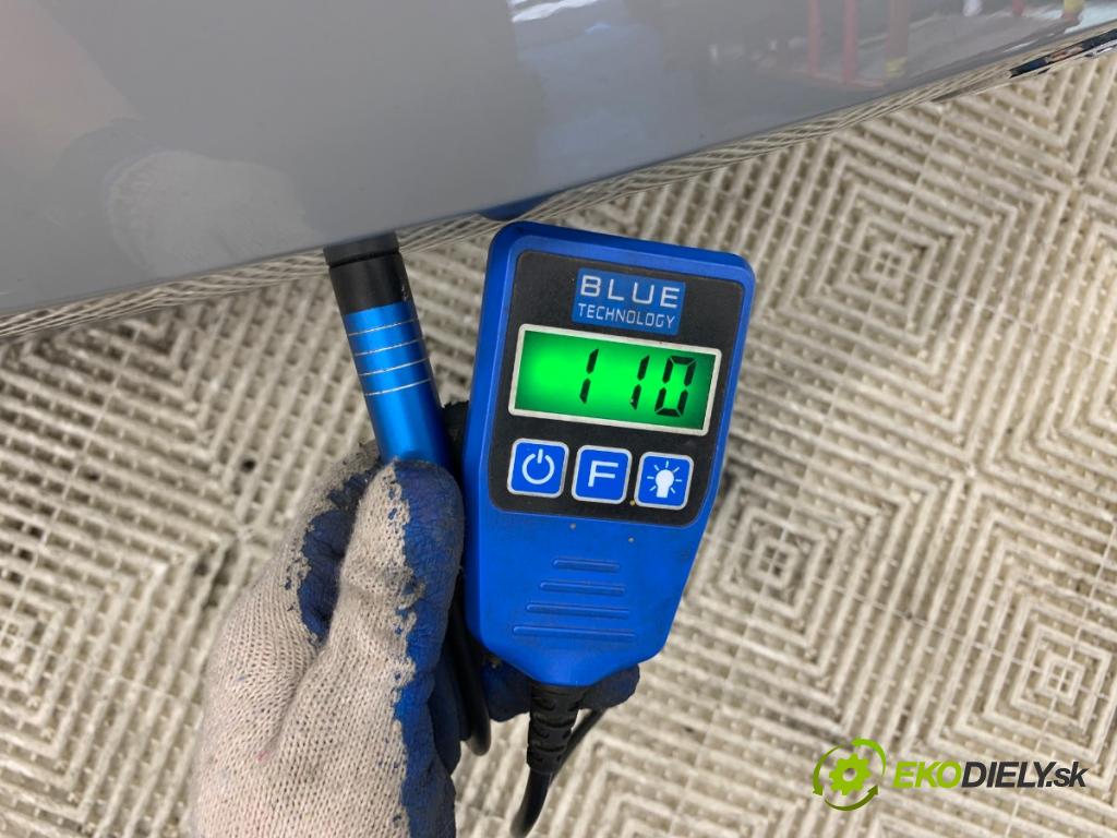 SKODA KAROQ SUV 2019 140 kW 2.0 TSI 4x4 1984 kapota zad