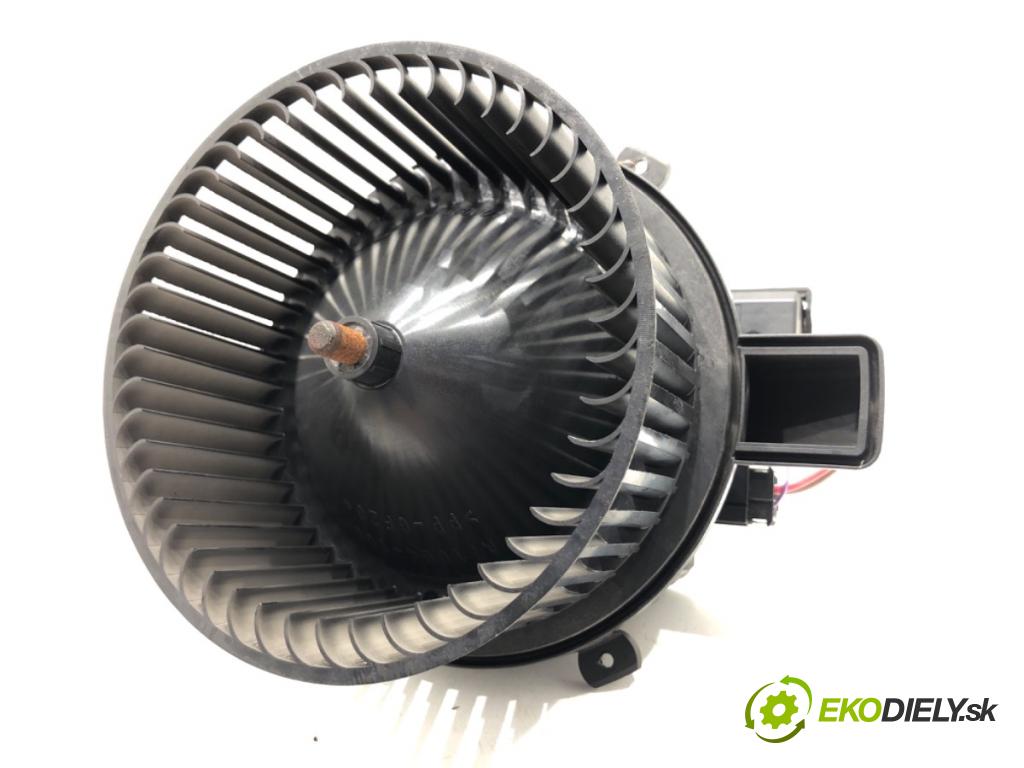 AUDI A5 F5 liftback 2017 140 kW 2.0 TDI quattro 1968 topení 4M1820021A