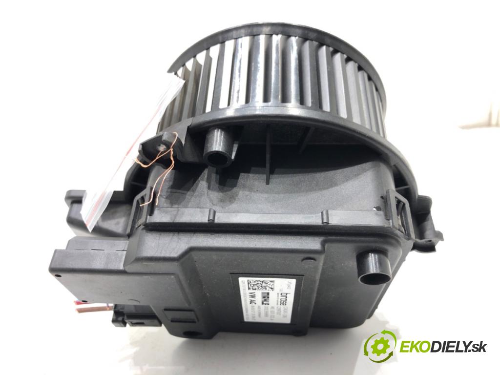 AUDI A5 F5 liftback 2017 140 kW 2.0 TDI quattro 1968 topení 4M1820021A