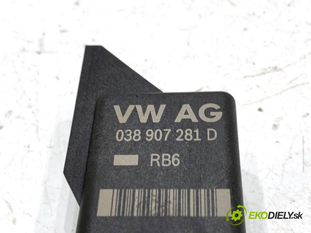 AUDI A5 F5 liftback 2017 140 kW 2.0 TDI quattro 1968 relé sviečok žhavenia 0281003038 038907281D (Relé)