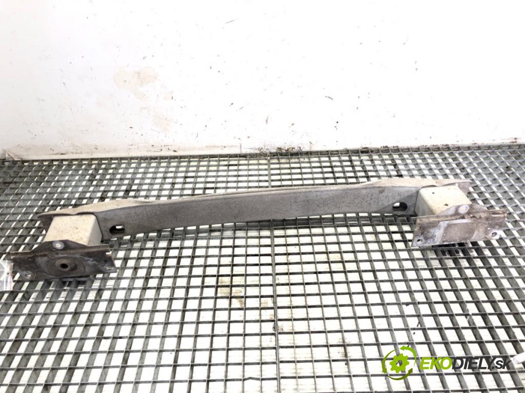 CHEVROLET CRUZE liftback 2011 91 kW 1.6 1598 výztuha nárazníka zadní část  (Výztuhy zadní)