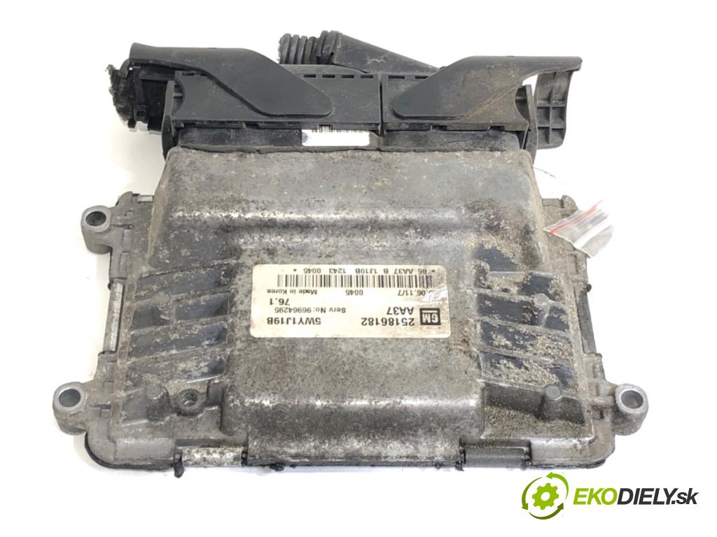 CHEVROLET CRUZE liftback 2011 91 kW 1.6 1598 riadiaca jednotka Motor 25186182 (Riadiaca jednotka)