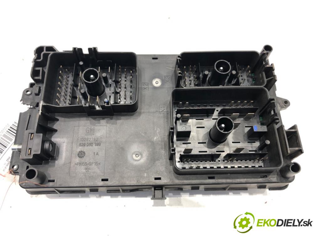 CHEVROLET CRUZE liftback 2011 91 kW 1.6 1598 modul komfortu 13222782 (Moduly komfortu)