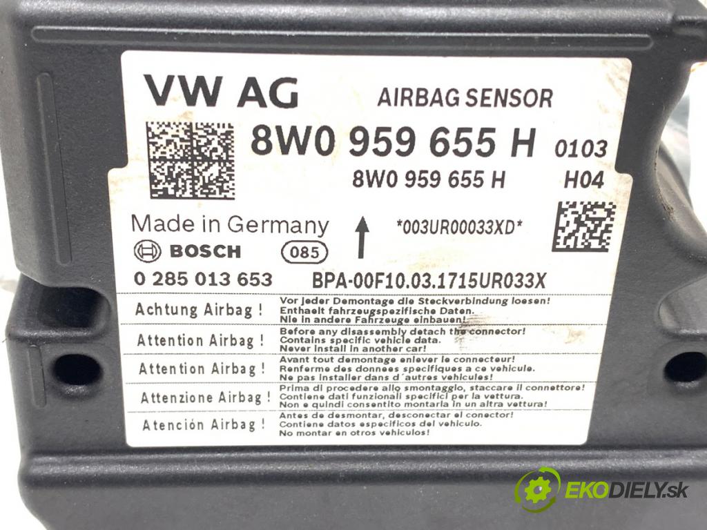 AUDI A5 F5 liftback 2017 140 kW 2.0 TDI quattro 1968 senzor airbag 8W0959655H (Snímač)