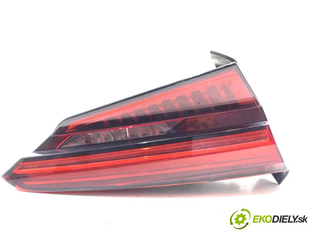 AUDI A5 F5 liftback 2017 140 kW 2.0 TDI quattro 1968 světlo zadní část levá strana vnitřní 8W6945093B (Klika dveří ostatní)