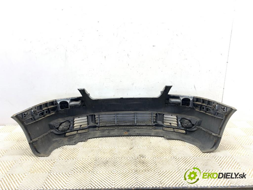 VW PASSAT B5 FL sedan 2001 110 kW 1.8 T 20V 1781 nárazník přední část  (Ostatné)