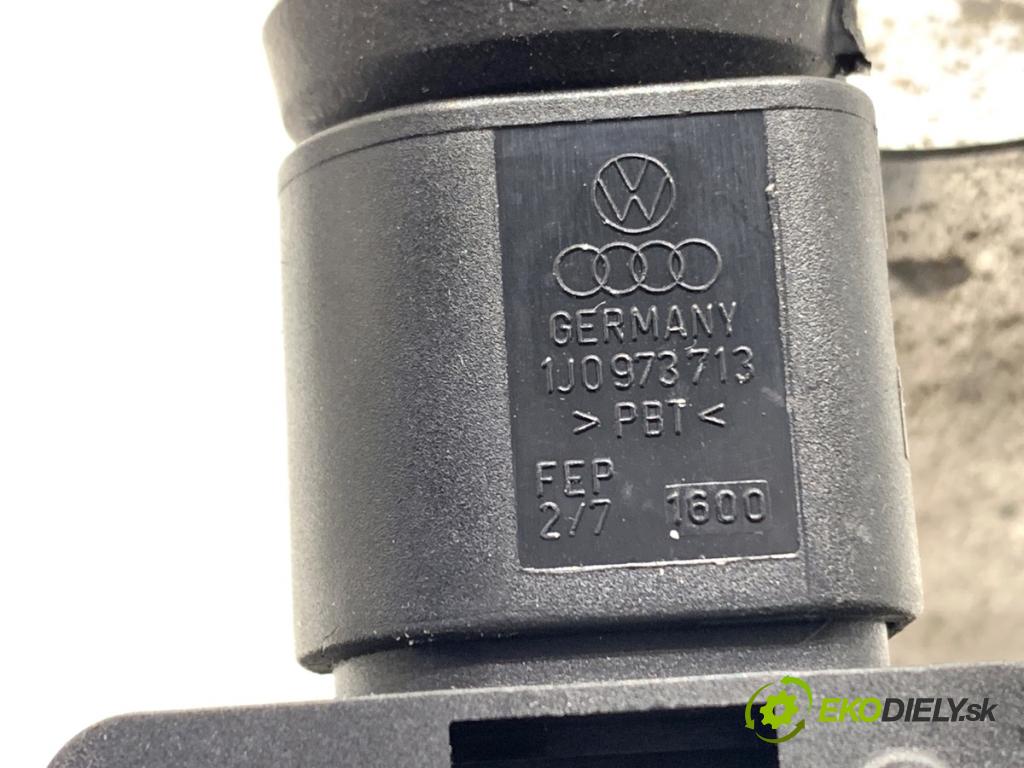 VW PASSAT B5 FL sedan 2001 110 kW 1.8 T 20V 1781 snímač ESP 8E0907637A