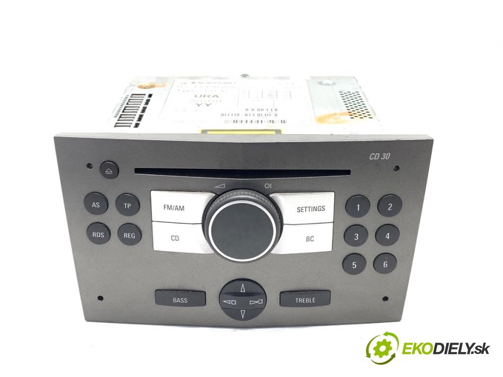 OPEL ASTRA H liftback 2005 77 kW 1.6 (L48) 1598 RADIO 13190856 (Audio zariadenie)
