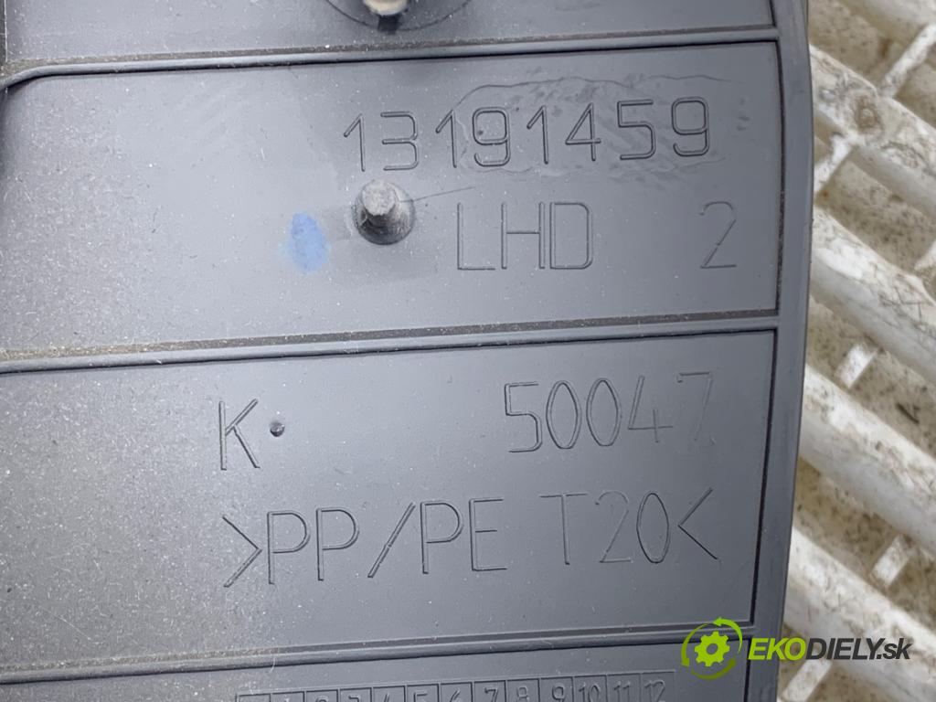 OPEL ASTRA H liftback 2005 77 kW 1.6 (L48) 1598 Priehradka, kastlík spolujazdca  (Priehradka (kastlík))