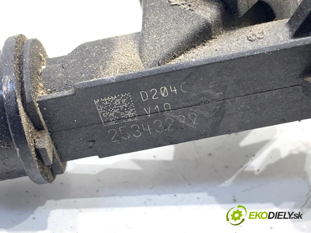 OPEL ASTRA H liftback 2005 77 kW 1.6 (L48) 1598 lišta vstřikovací 25343299 (Vstřikovací lišty)