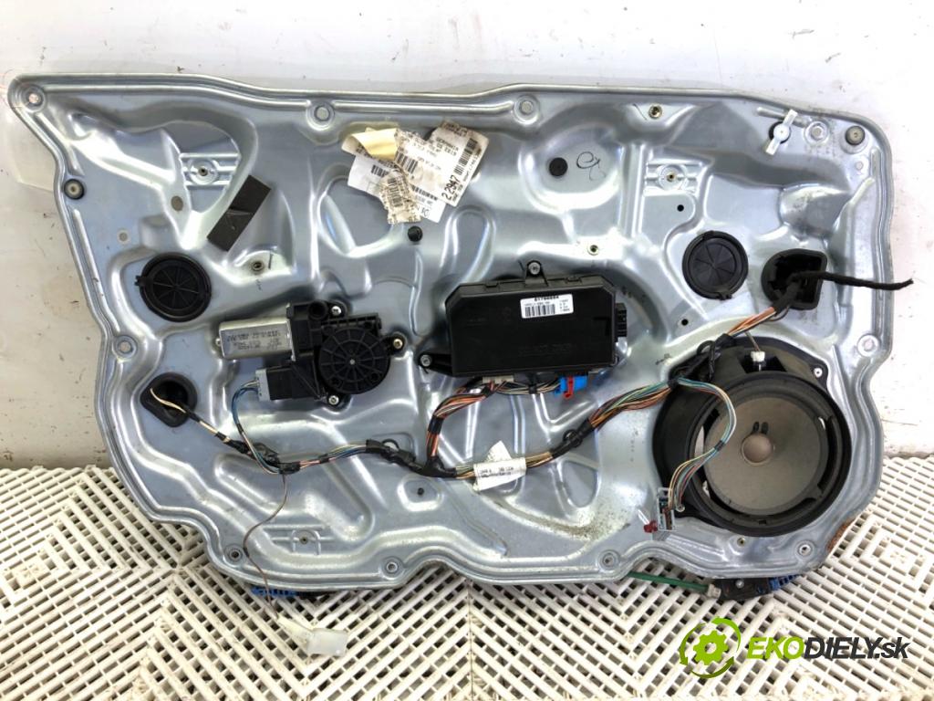 FIAT CROMA Kombi 2007 103 kW 1.8 16V 1796 mechanismus okna levý přední část 00517461300