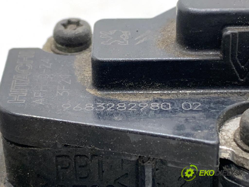 CITROEN BERLINGO II nadwozie wielkoprzestrzenne (MPV) 2013 68 kW 1.6 HDi 90 1560 Váha vzduchu 9683282980 (Váha vzduchu)