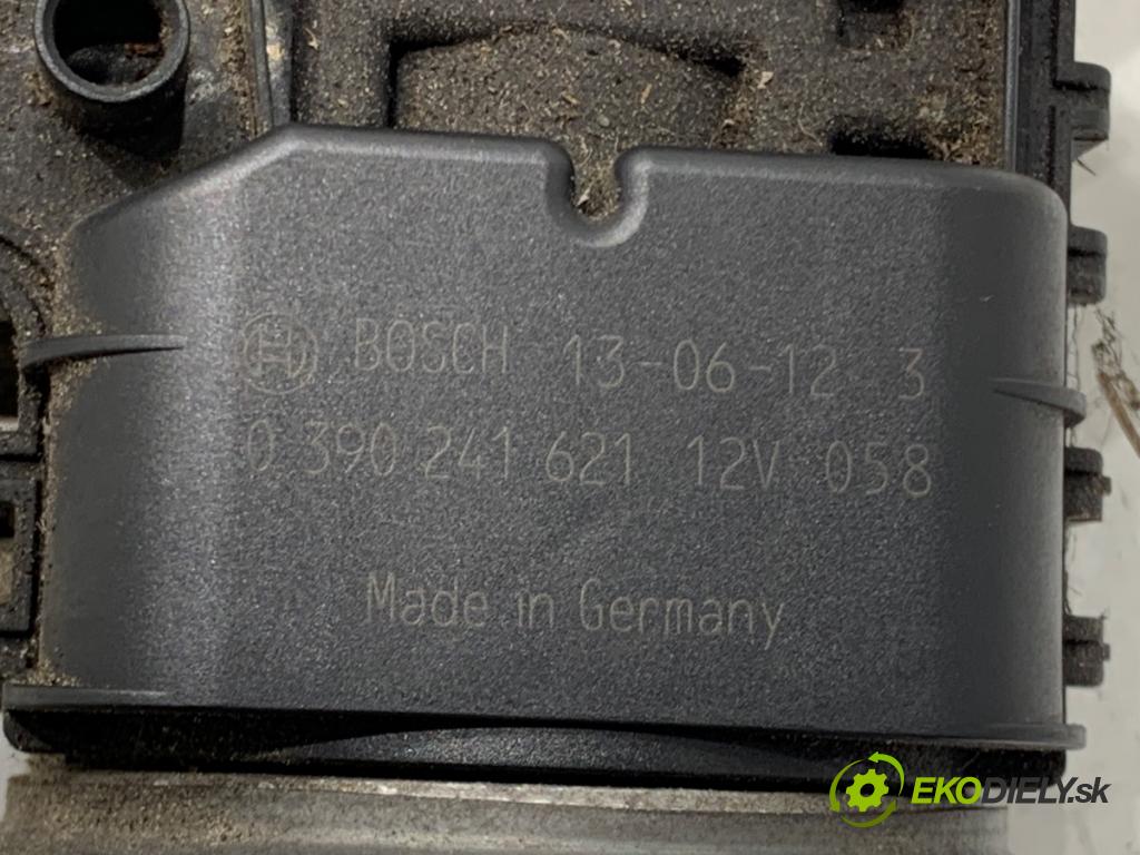 CITROEN BERLINGO II nadwozie wielkoprzestrzenne (MPV) 2013 68 kW 1.6 HDi 90 1560 mechanismus stěračů přední část 9682861480 (Motorky stěračů)