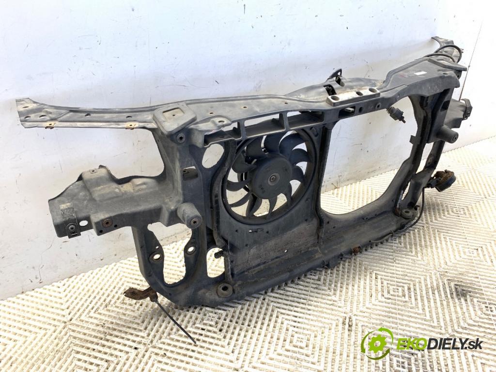 VW PASSAT B5 FL sedan 2001 110 kW 1.8 T 20V 1781 držák přední část  (Výztuhy přední)