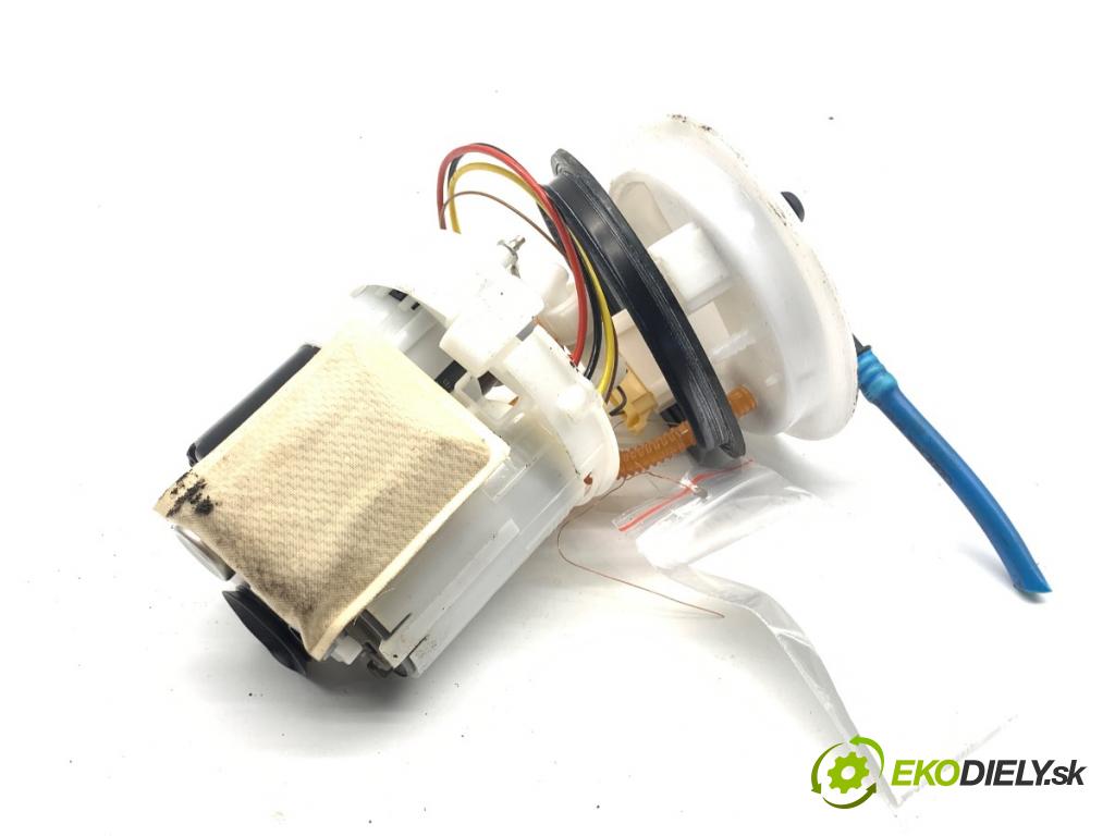 AUDI A4 B9 Kombi 2024 110 kW 35 TFSI Mild Hybrid 1984 pumpa paliva 8W0919087L