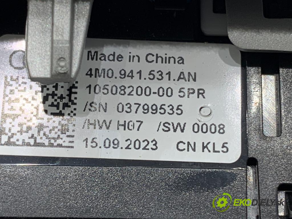 AUDI A4 B9 Kombi 2024 110 kW 35 TFSI Mild Hybrid 1984 spínač světel 4M0941531AN