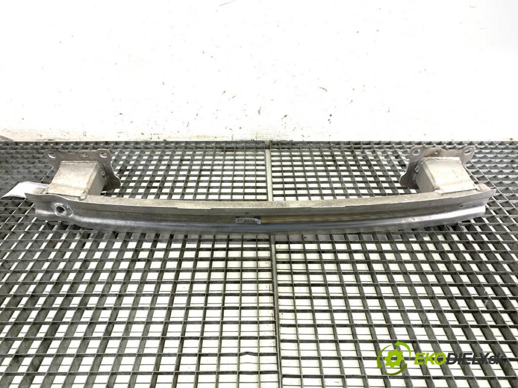 AUDI A4 B9 Kombi 2024 110 kW 35 TFSI Mild Hybrid 1984 výztuha nárazníka zadní část 8W0807309H (Výztuhy zadní)