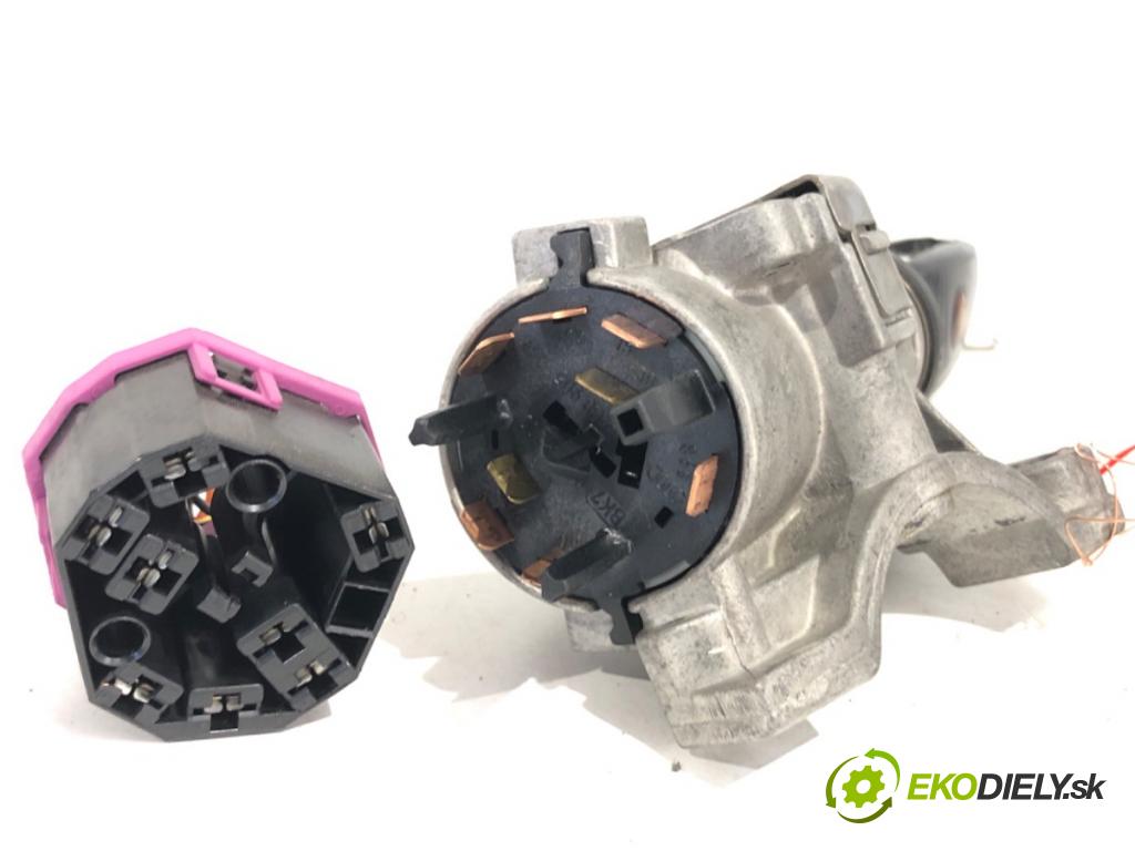 SEAT EXEO sedan 2009 105 kW 2.0 TDI 1968 spinačka 4B0905851Q (Spínacia skrinka)