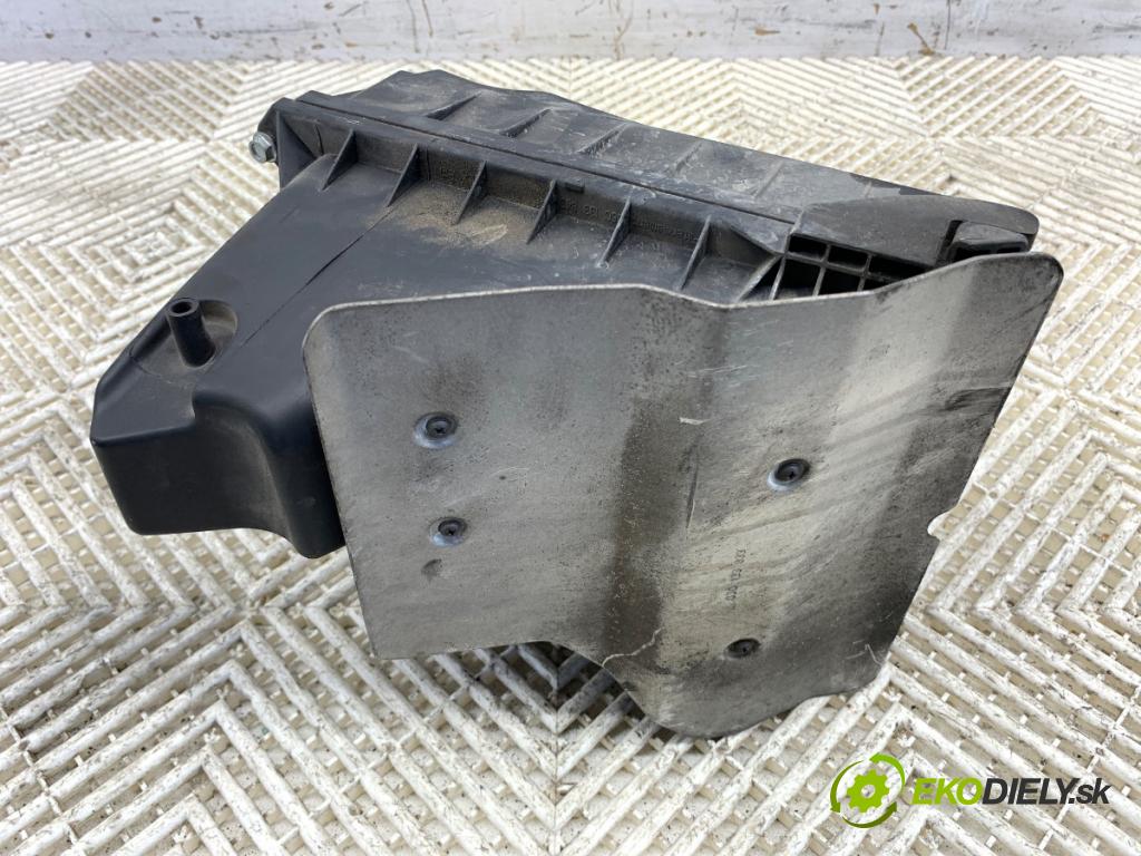 SEAT EXEO sedan 2009 105 kW 2.0 TDI 1968 Obal filtra vzduchu 03G133837 (Obal vzduchového filtra)