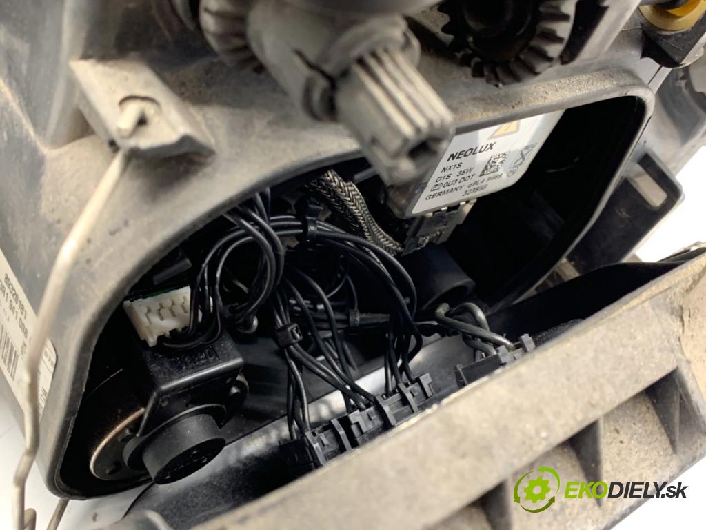 SEAT EXEO sedan 2009 105 kW 2.0 TDI 1968 Svetlomet pravy predný XENON 3R1941008C