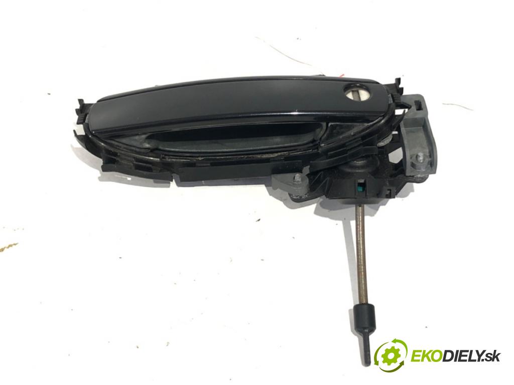 SEAT EXEO sedan 2009 105 kW 2.0 TDI 1968 Kľučka vonkajšia ľavy predný 