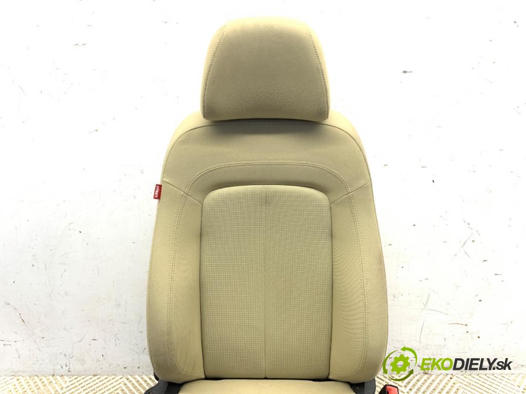 SEAT EXEO sedan 2009 105 kW 2.0 TDI 1968 Sedadlo pravy predný