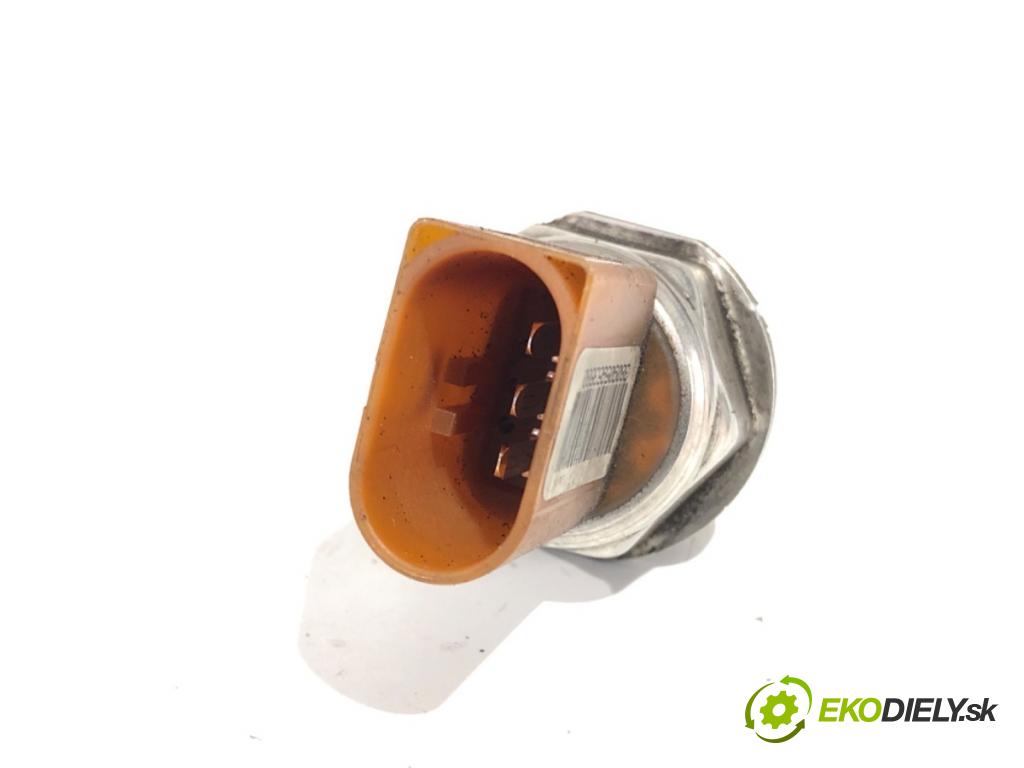 SEAT EXEO sedan 2009 105 kW 2.0 TDI 1968 Snímač tlaku paliva 03L906051 (Snímač)